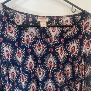 Pattern asymmetrical dress